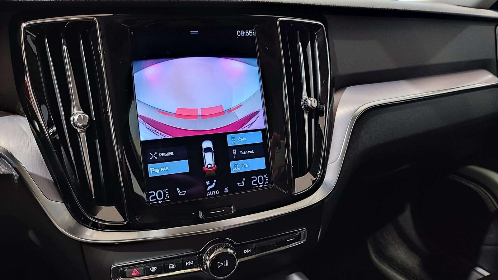 Volvo V60 B3(P) 163PS AT8 Momentum Pro