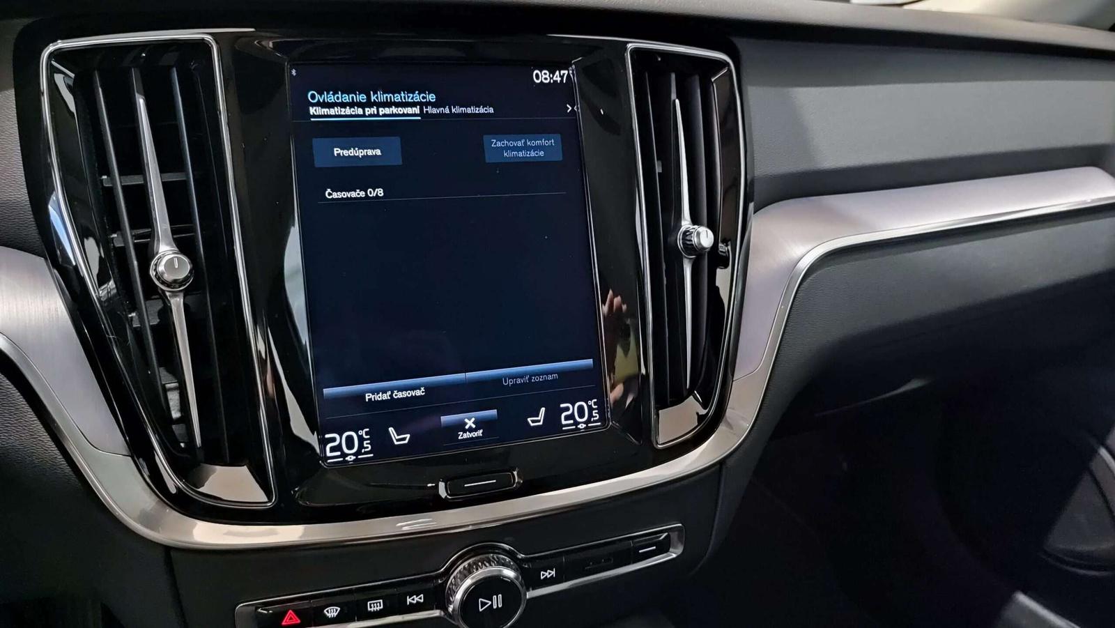 Volvo V60 B3(P) 163PS AT8 Momentum Pro