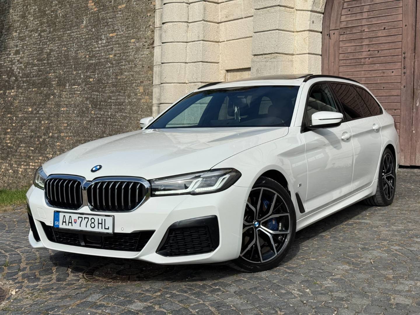 BMW Rad 5 Touring 530d xDrive M+Sport, 210kW,A8,Hybrid-Diesel Zaruke.Mod.2021