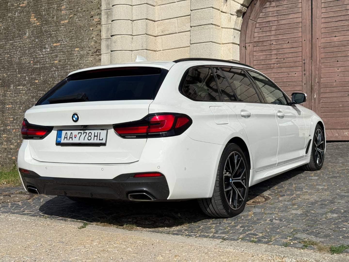 BMW Rad 5 Touring 530d xDrive M+Sport, 210kW,A8,Hybrid-Diesel Zaruke.Mod.2021