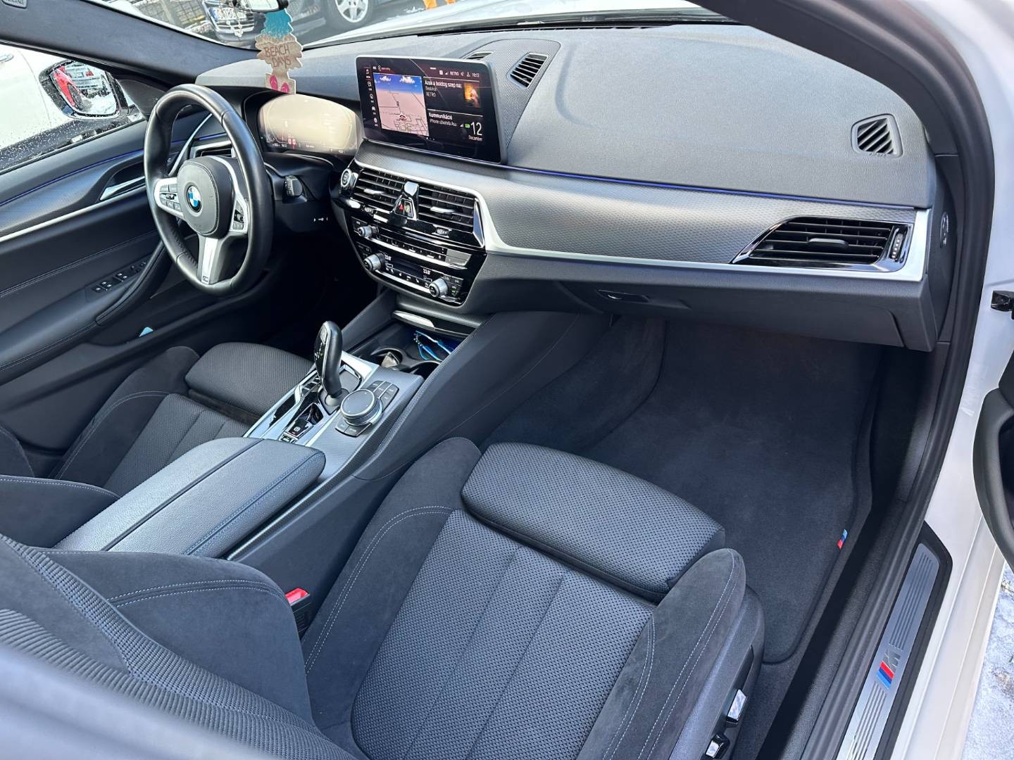 BMW Rad 5 Touring 530d xDrive M+Sport, 210kW,A8,Hybrid-Diesel Zaruke.Mod.2021
