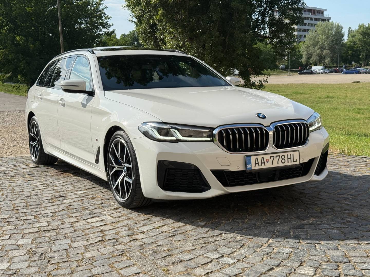 BMW Rad 5 Touring 530d xDrive M+Sport, 210kW,A8,Hybrid-Diesel Zaruke.Mod.2021