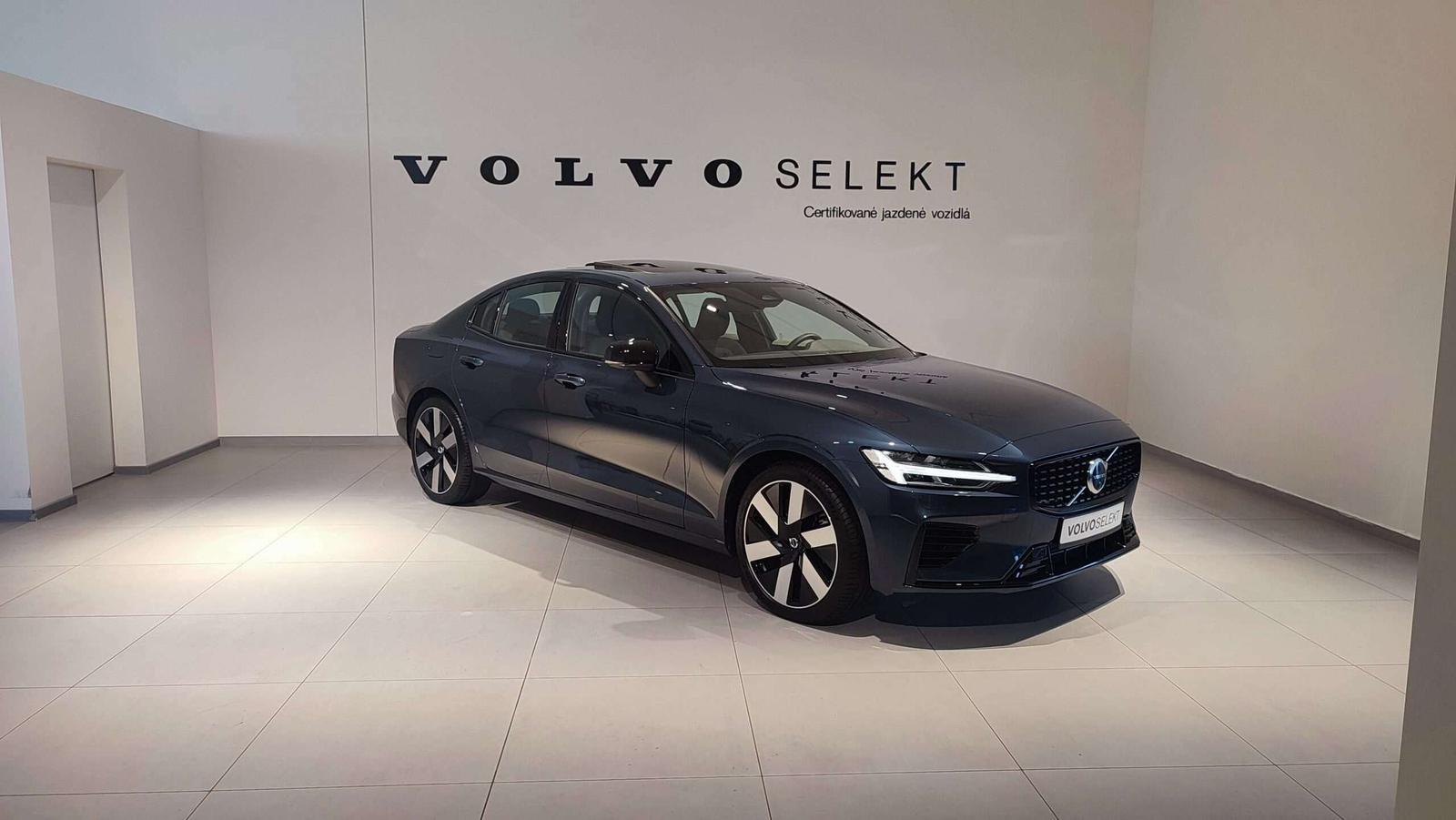 Volvo S60 T6 Recharge 398PS AT8 AWD Plus Dark