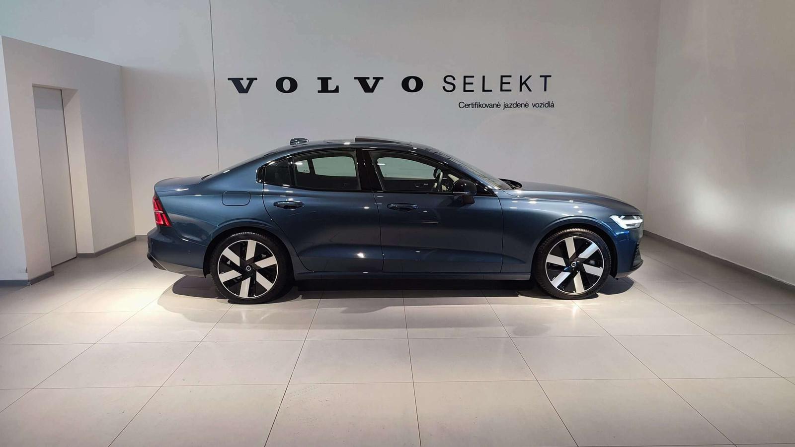 Volvo S60 T6 Recharge 398PS AT8 AWD Plus Dark