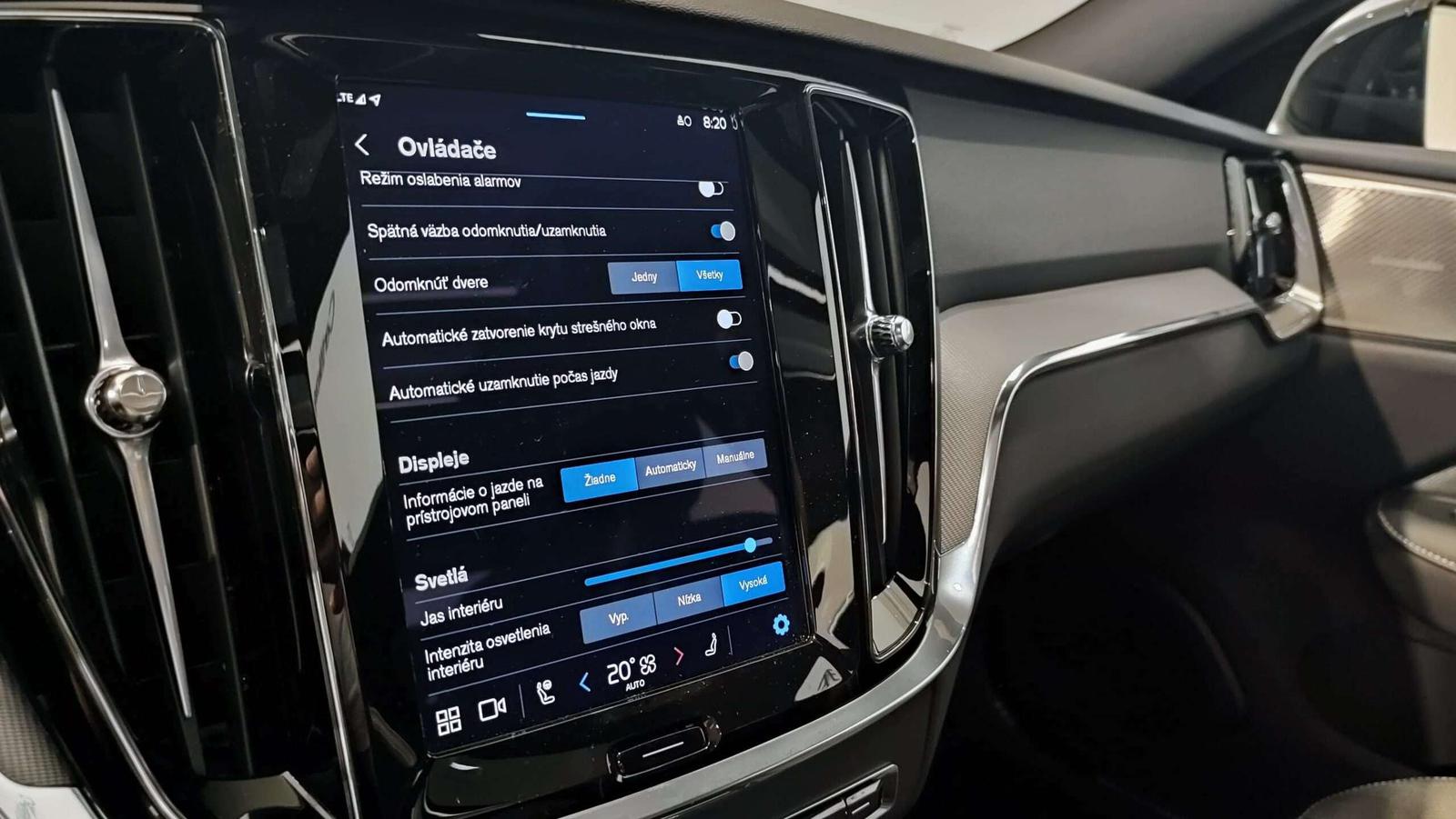 Volvo S60 T6 Recharge 398PS AT8 AWD Plus Dark