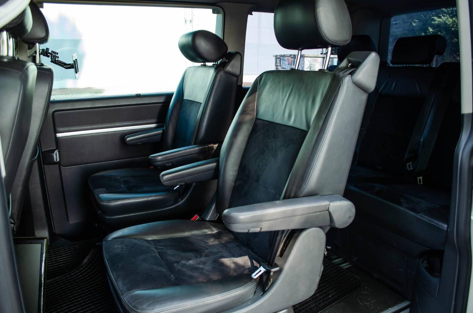 Volkswagen T5 Multivan 2.0 TDi DSG