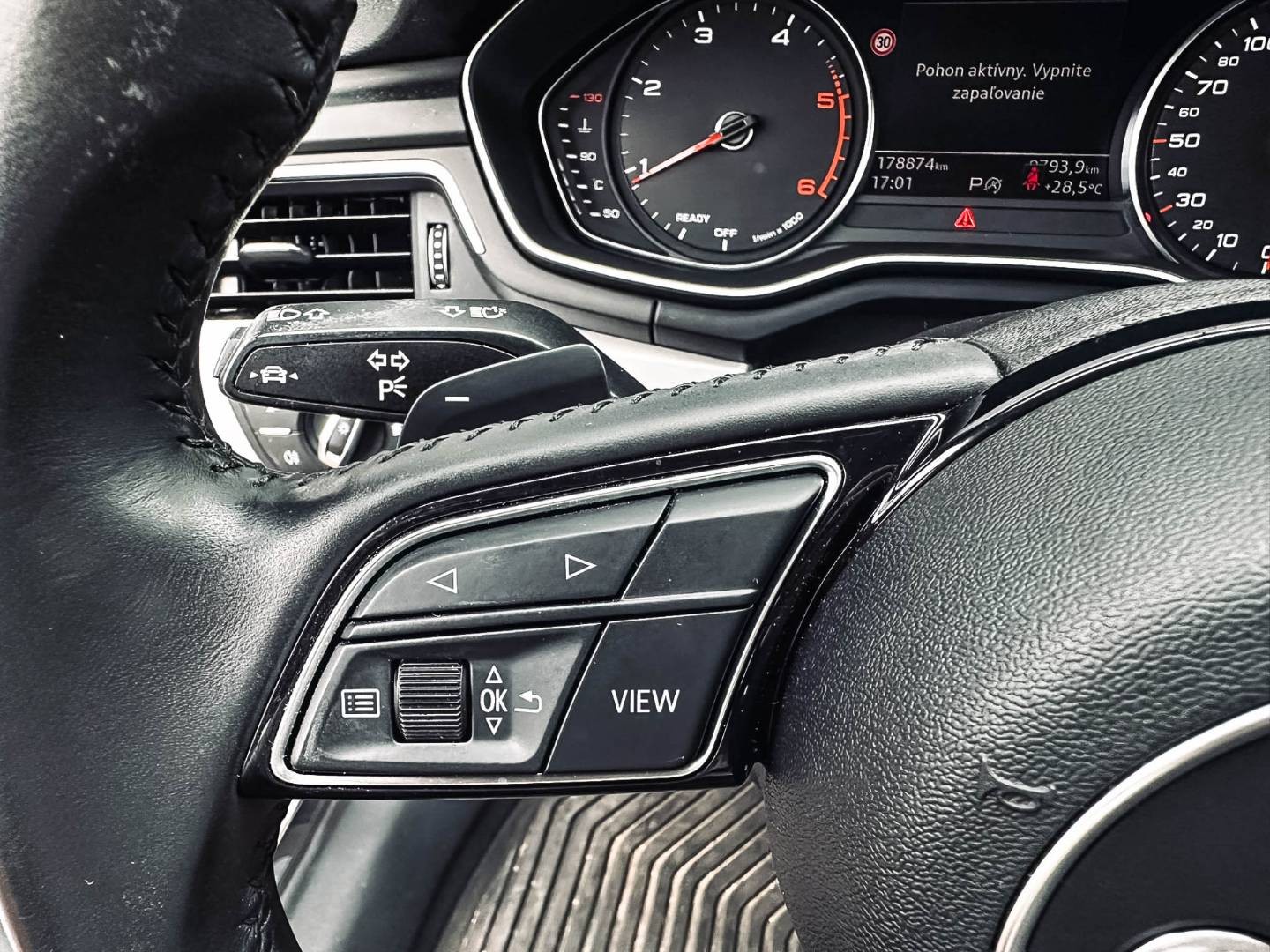 Audi A4 Avant 35 2.0 TDI Advanced S tronic