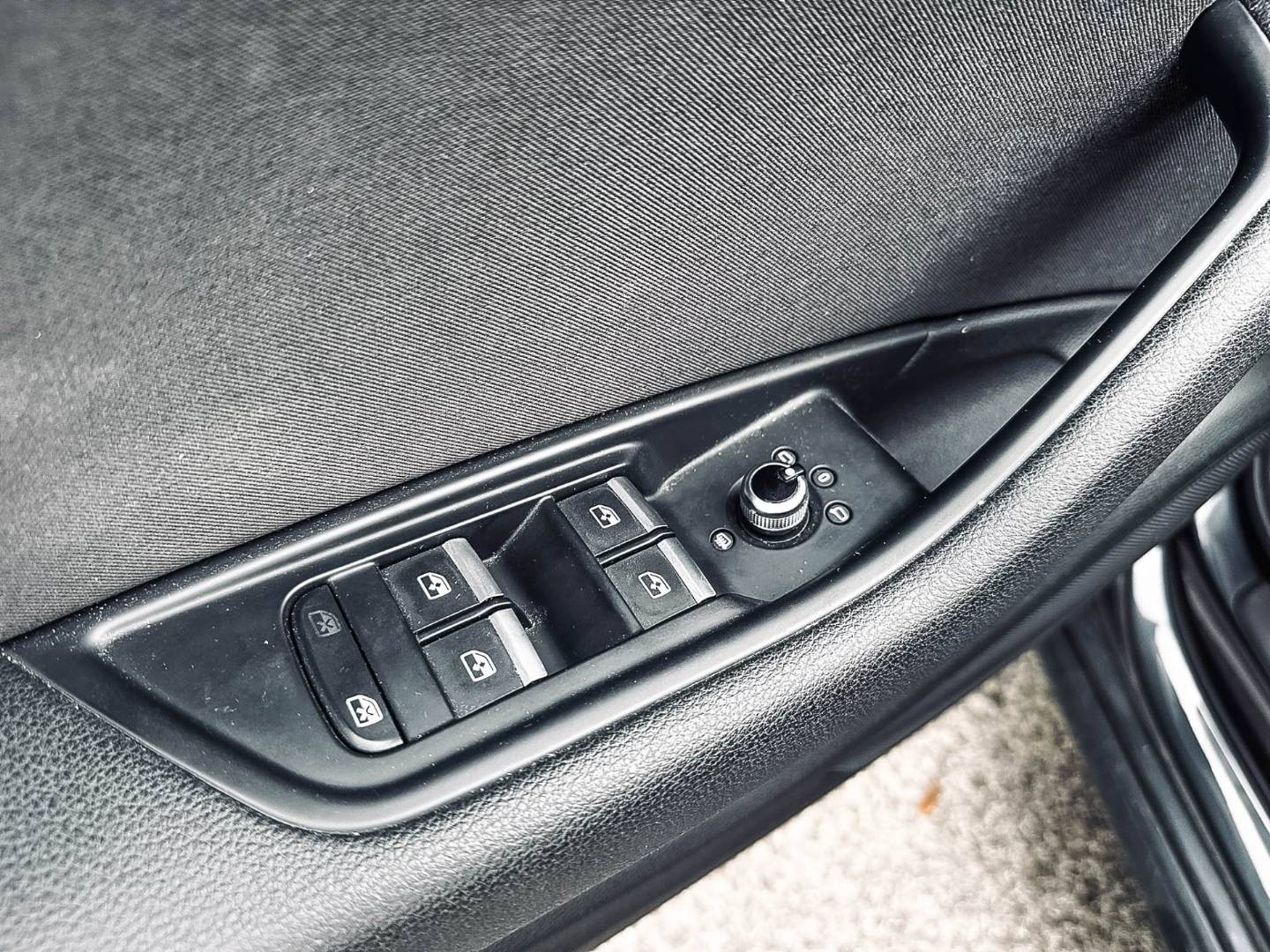 Audi A4 Avant 35 2.0 TDI Advanced S tronic