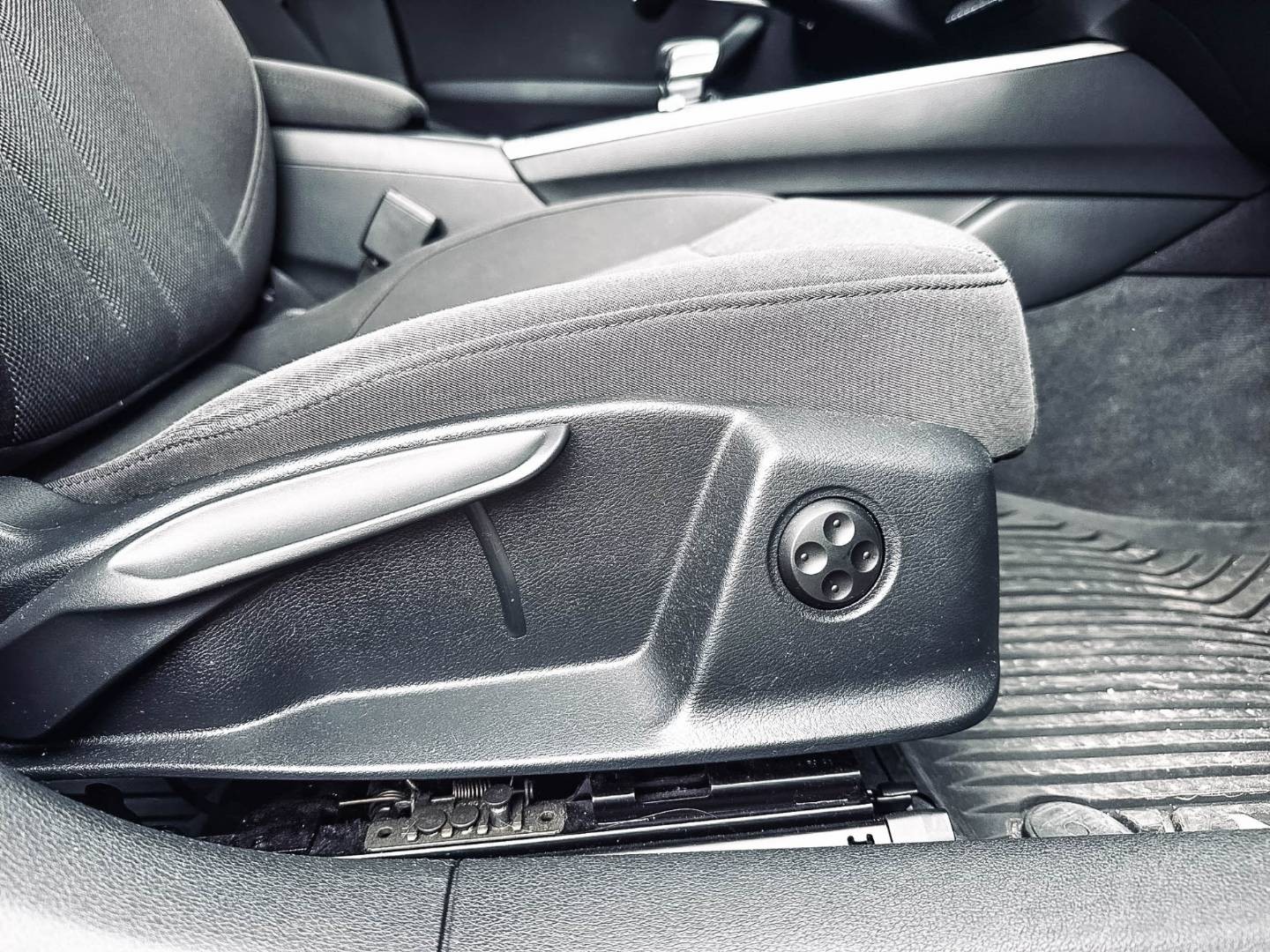 Audi A4 Avant 35 2.0 TDI Advanced S tronic