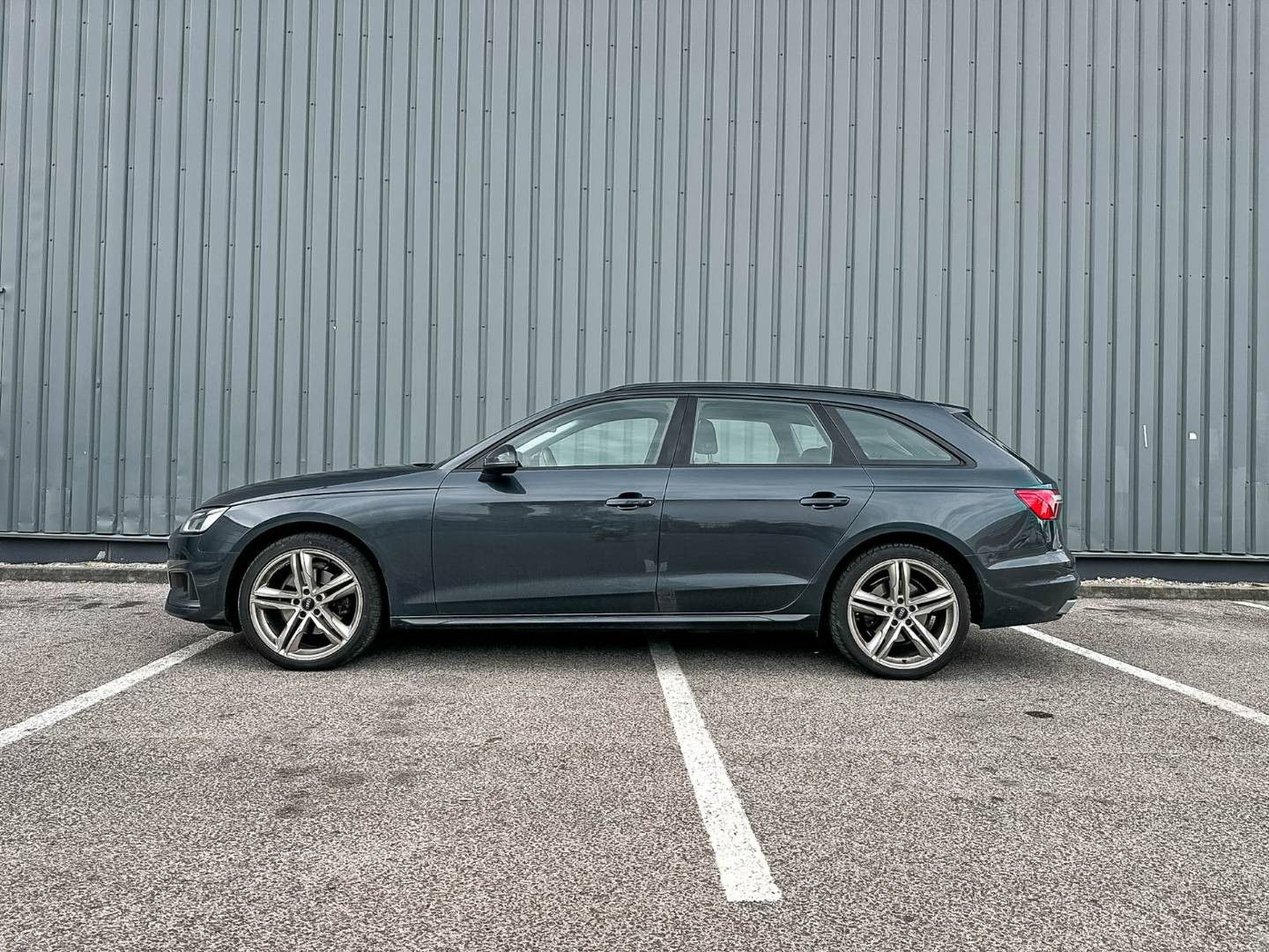 Audi A4 Avant 35 2.0 TDI Advanced S tronic