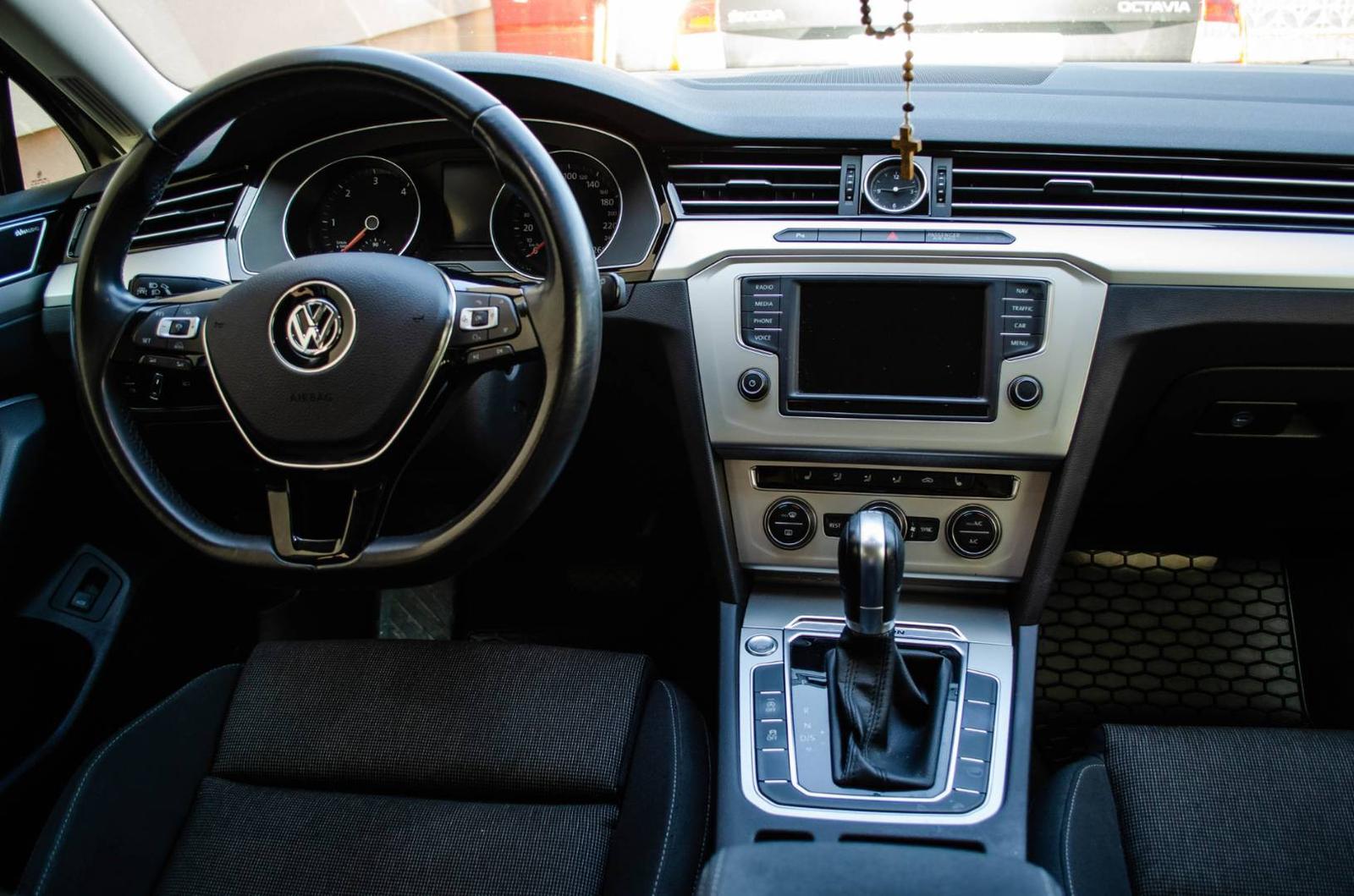 Volkswagen Passat Variant Variant 2.0 TDI 190k BMT Highline 4MOTION DSG 140kw