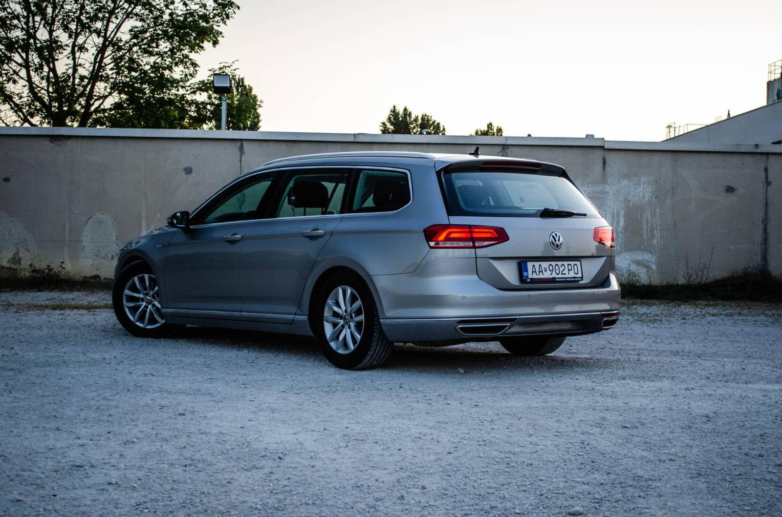 Volkswagen Passat Variant Variant 2.0 TDI 190k BMT Highline 4MOTION DSG 140kw