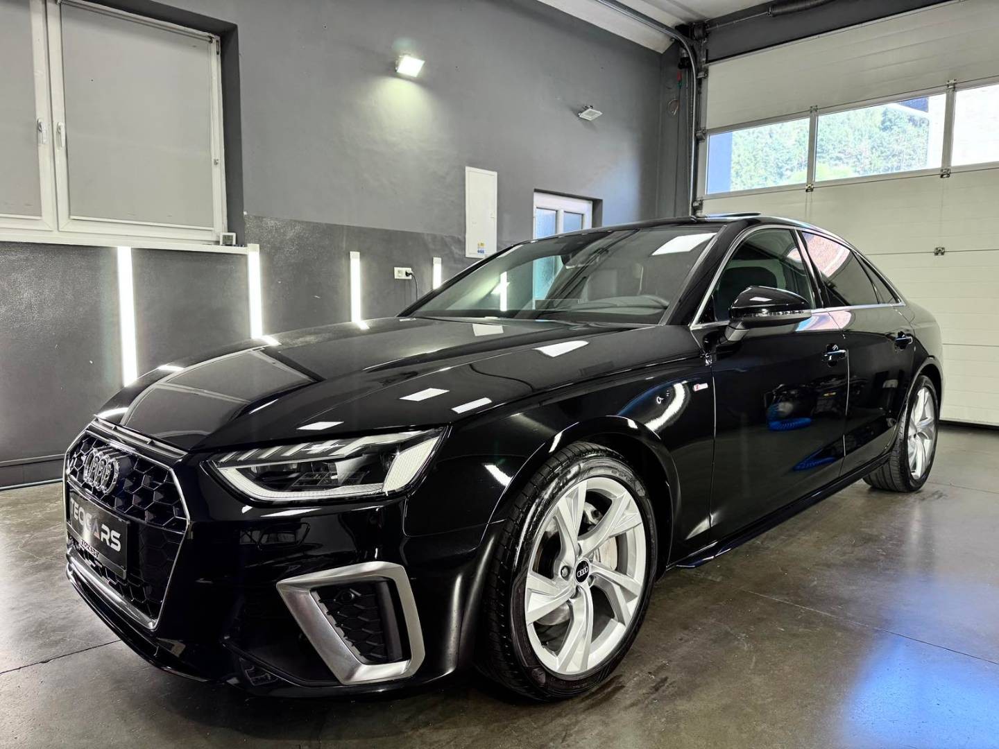 Audi A4 SEDAN 2.0 40 TDI S-LINE QUATTRO