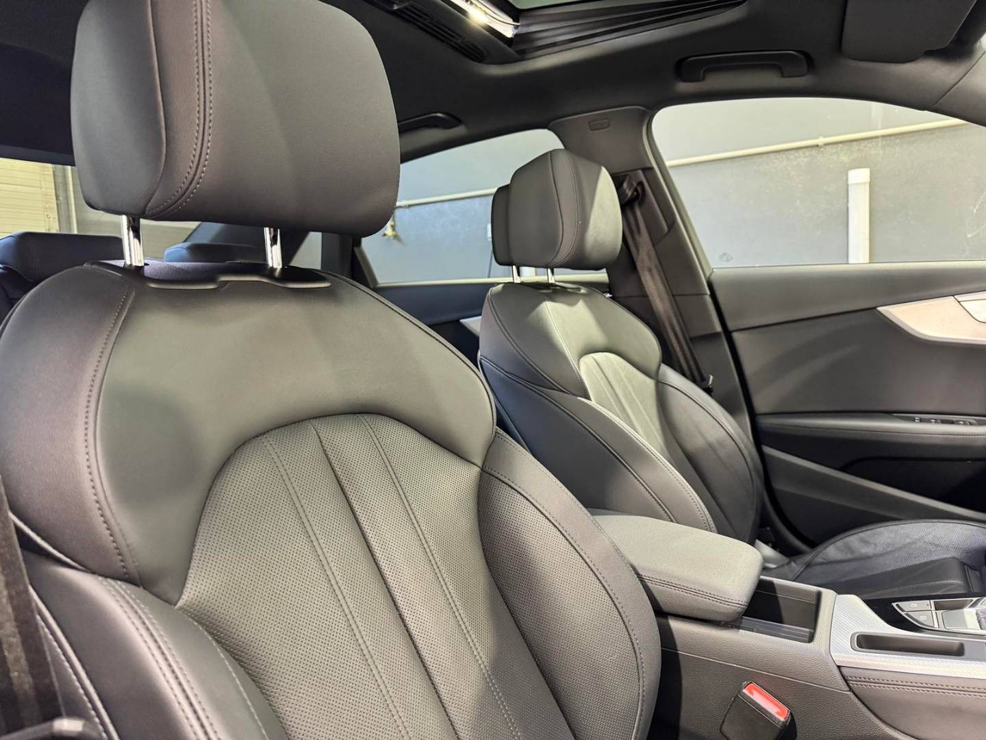 Audi A4 SEDAN 2.0 40 TDI S-LINE QUATTRO