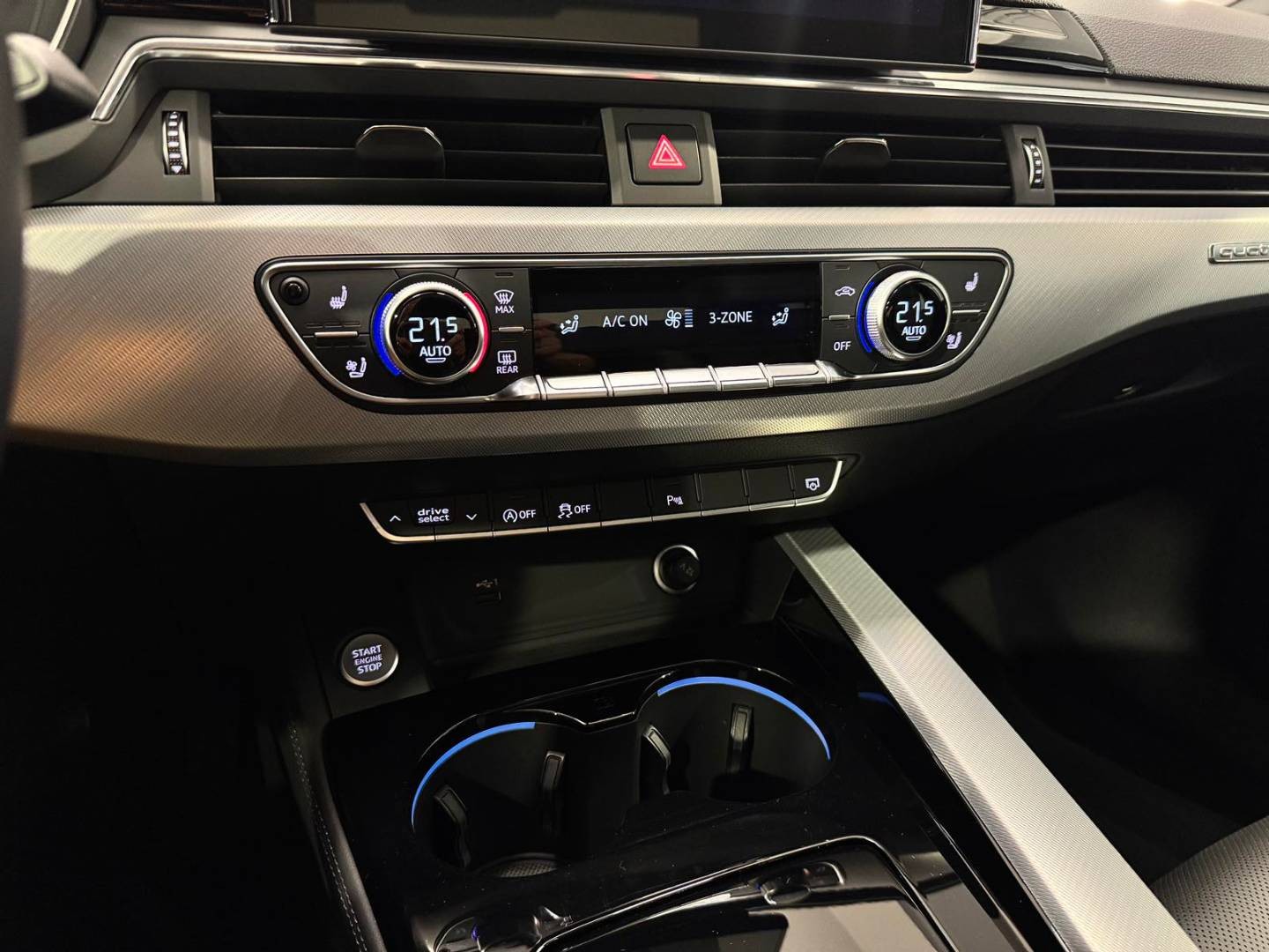 Audi A4 SEDAN 2.0 40 TDI S-LINE QUATTRO
