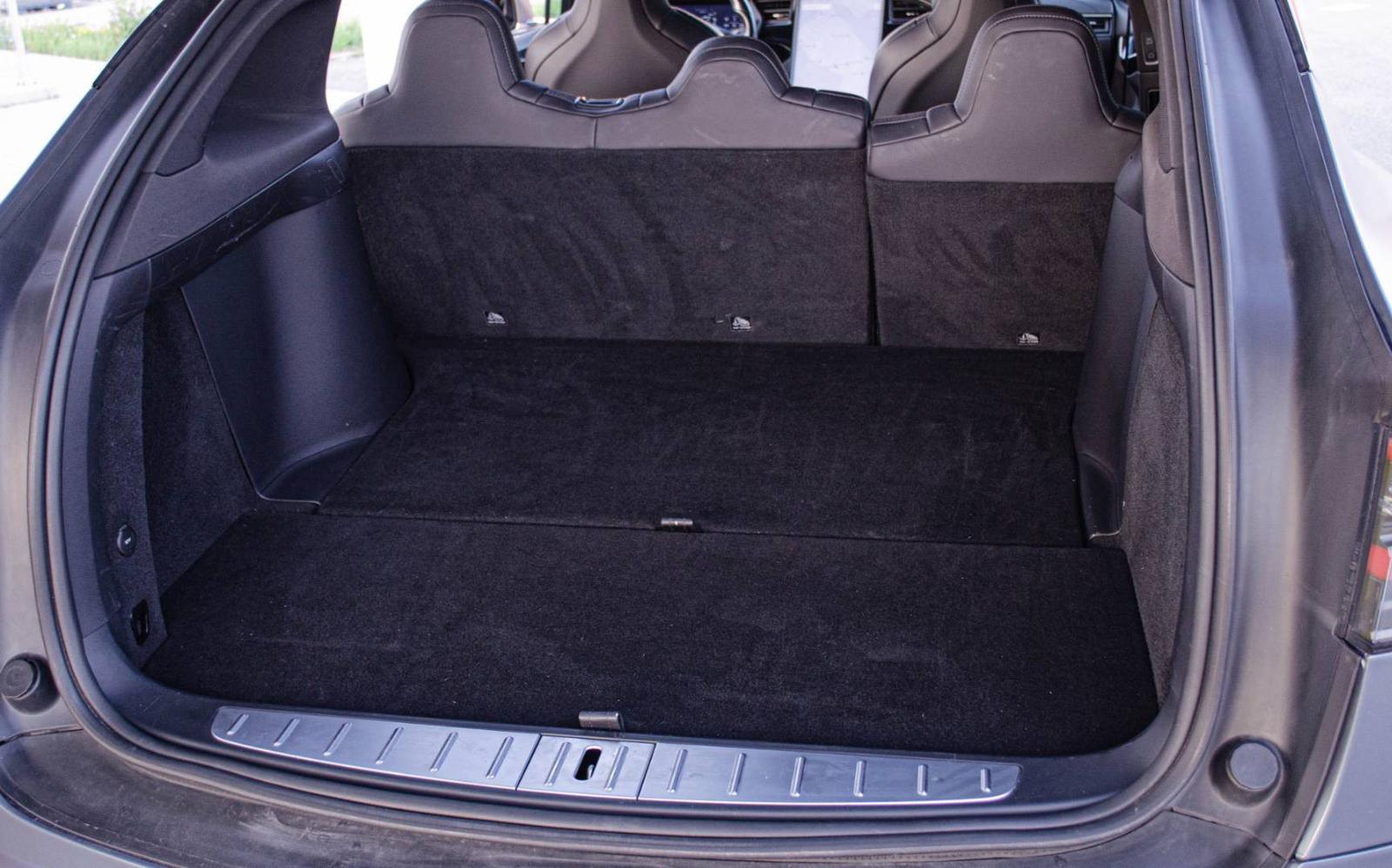 Tesla Model X 90D 89.000km