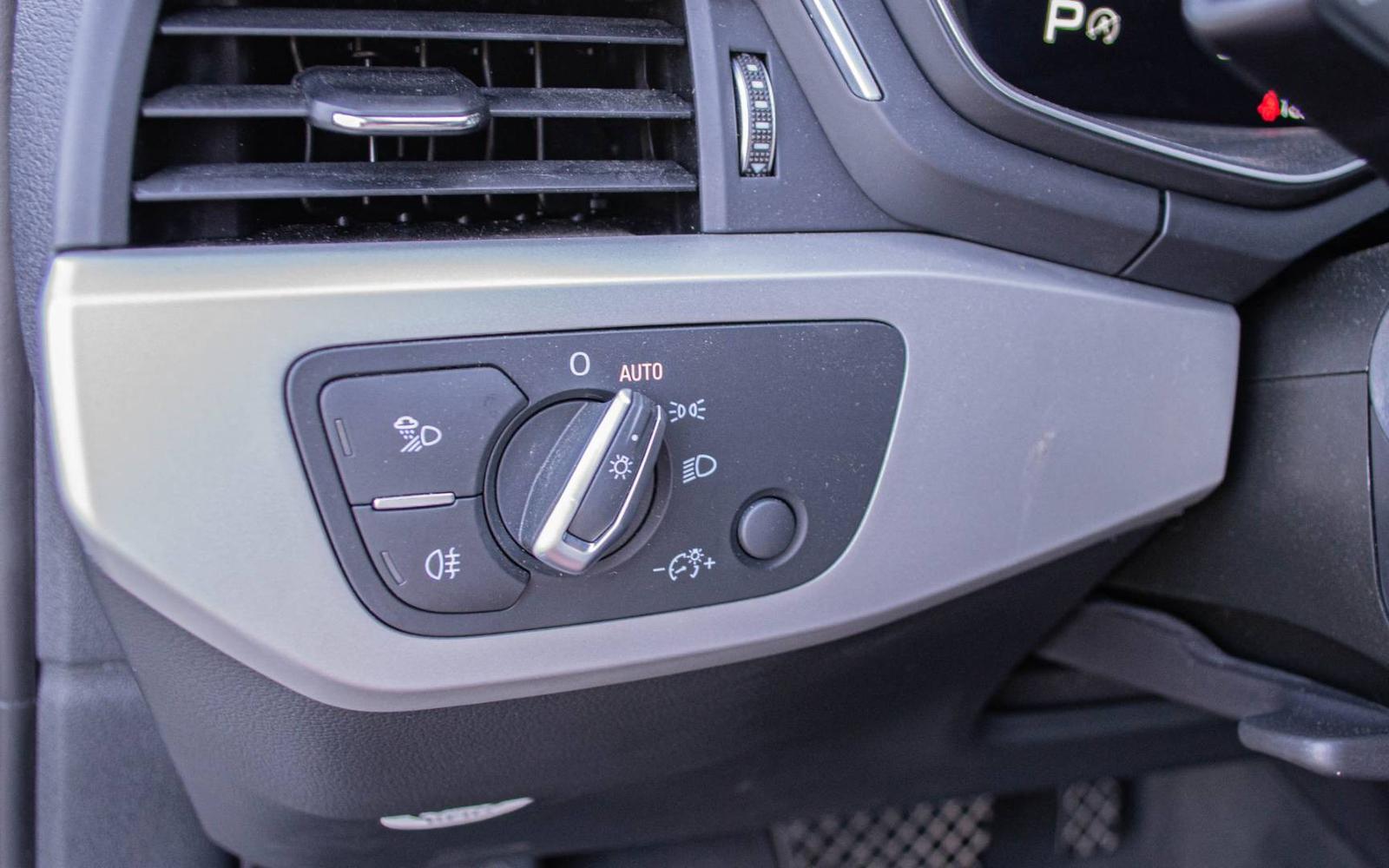 Audi A4 B9.5 sedan 2.0TDI mHEV S-Tronic 100kW