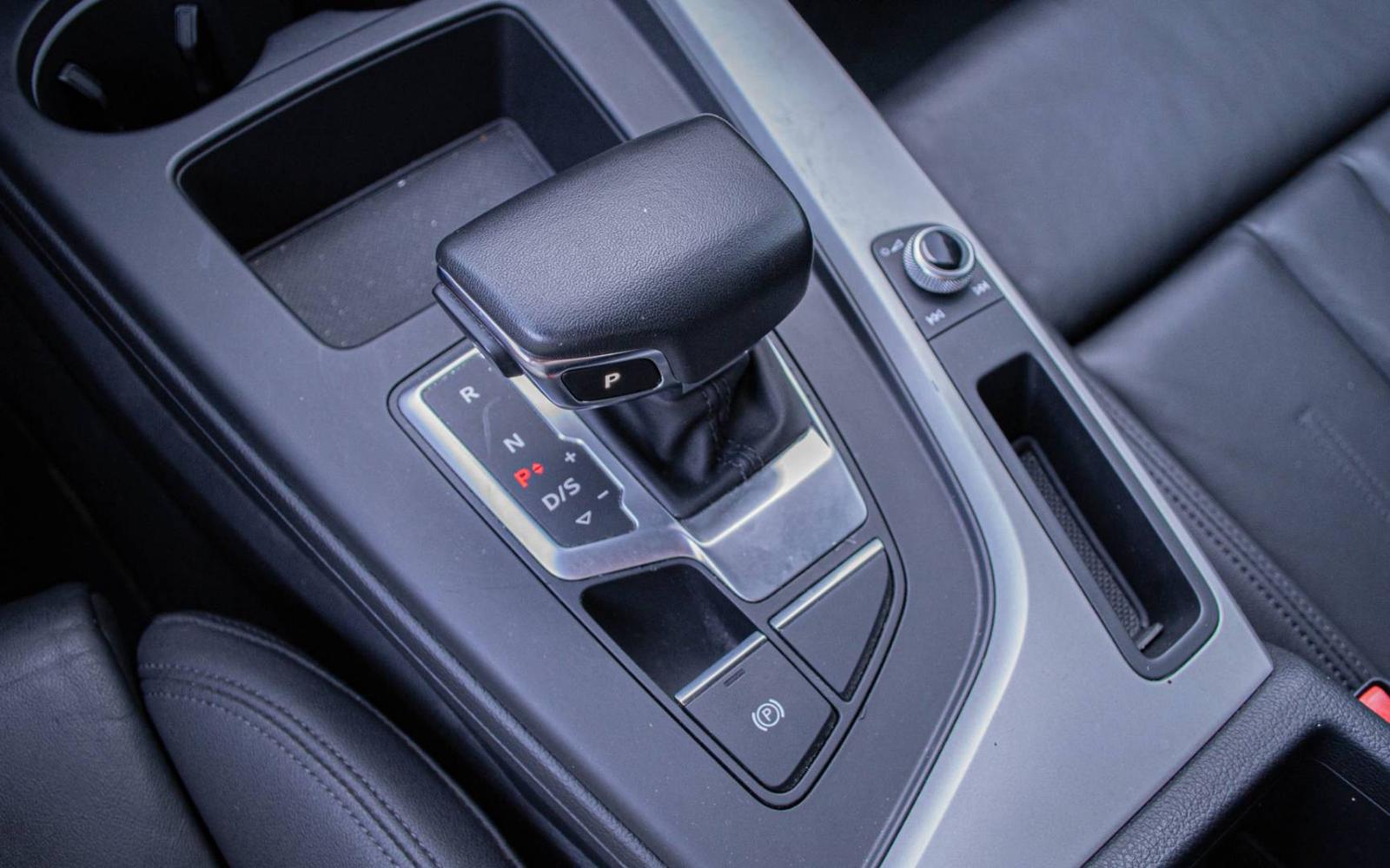 Audi A4 B9.5 sedan 2.0TDI mHEV S-Tronic 100kW