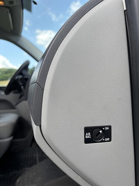 Volkswagen T5 Transporter 2.0 TDI 102k LR