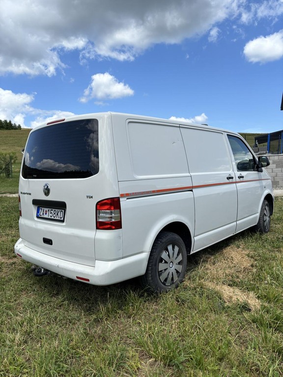 Volkswagen T5 Transporter 2.0 TDI 102k LR