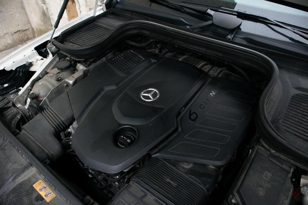 Mercedes GLE SUV 350d 4-Matic ZÁRUKA A BEZPLATNÝ SERVIS DO 2027