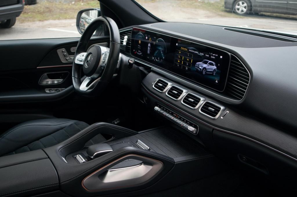Mercedes GLE SUV 350d 4-Matic ZÁRUKA A BEZPLATNÝ SERVIS DO 2027