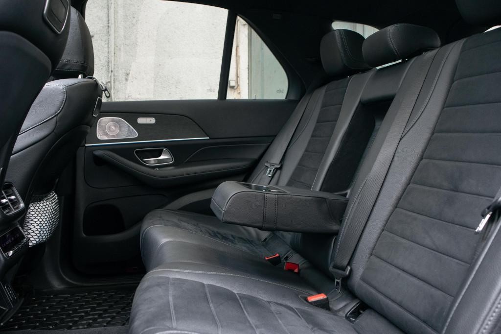 Mercedes GLE SUV 350d 4-Matic ZÁRUKA A BEZPLATNÝ SERVIS DO 2027