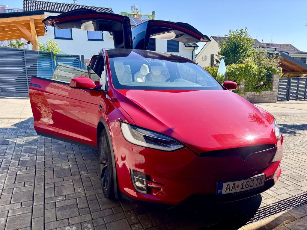 Tesla Model X AWD (P100D)