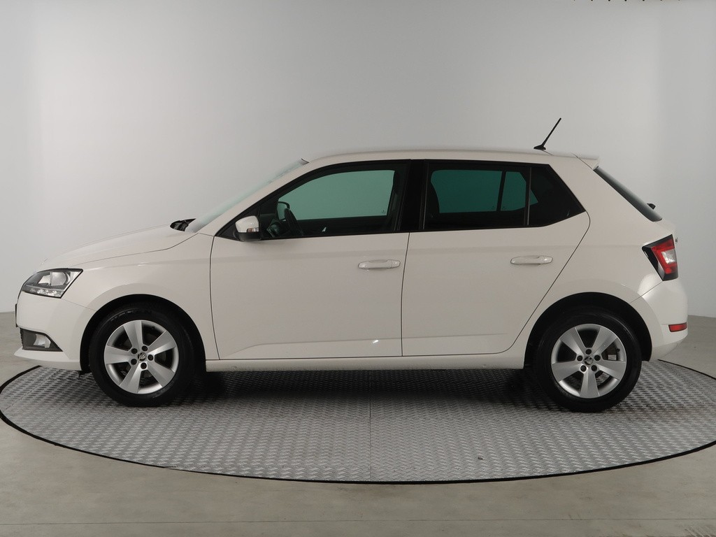 Skoda Fabia Ambition Plus 1.0 Tempomat, Park. senzory, senzor dažďa