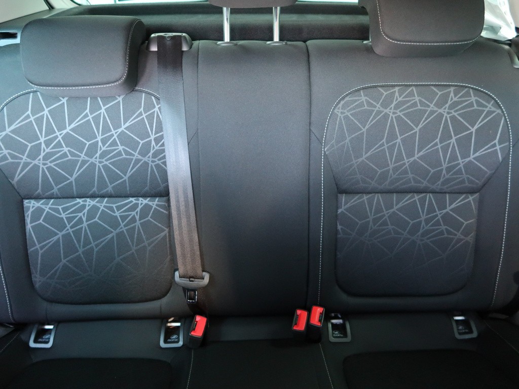 Skoda Fabia Ambition Plus 1.0 Tempomat, Park. senzory, senzor dažďa