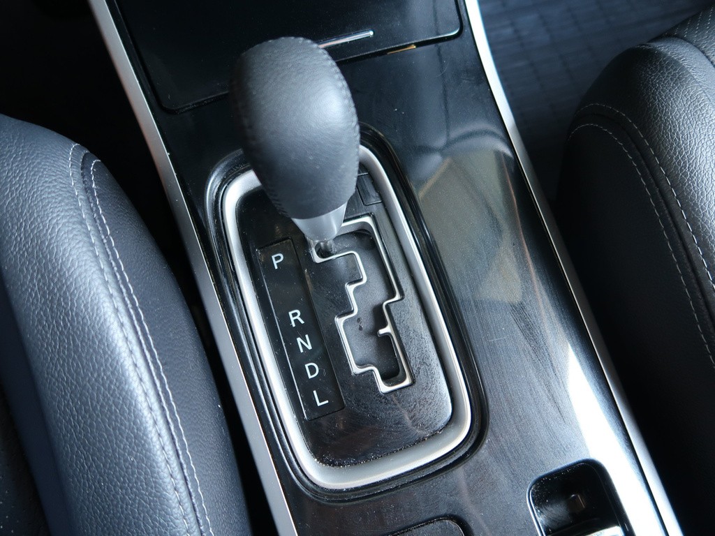 Mitsubishi Outlander Instyle 2.2 DI-D SK, 4X4, AUTOMAT, KOŽA NAVI, SERVIS