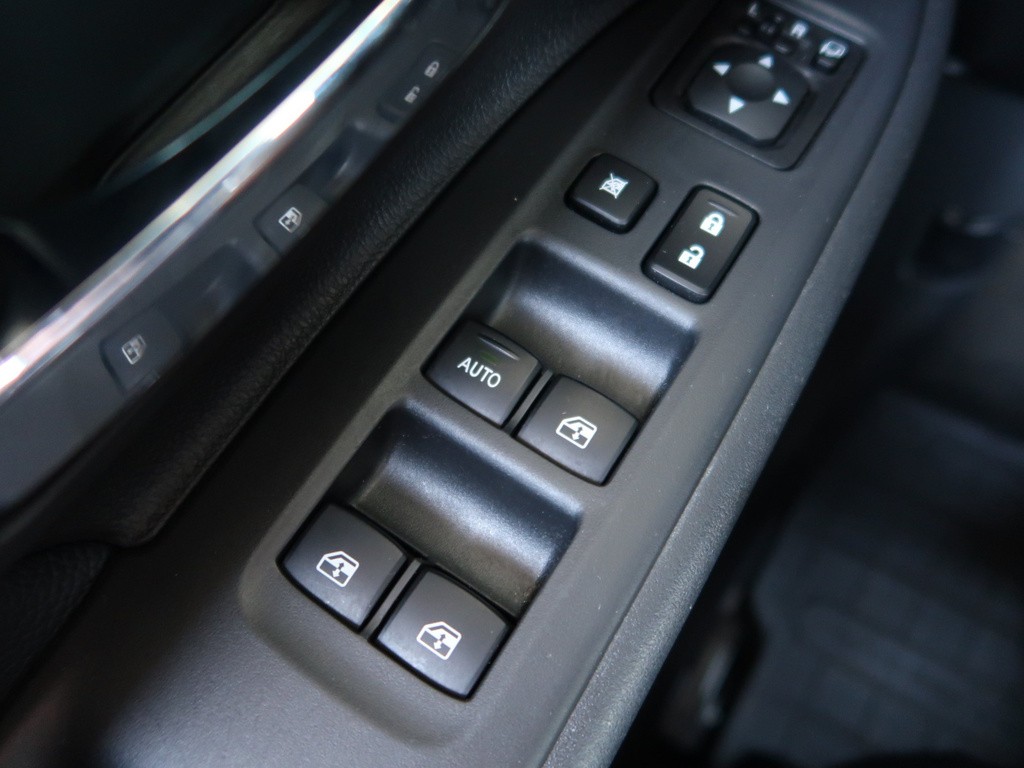 Mitsubishi Outlander Instyle 2.2 DI-D SK, 4X4, AUTOMAT, KOŽA NAVI, SERVIS