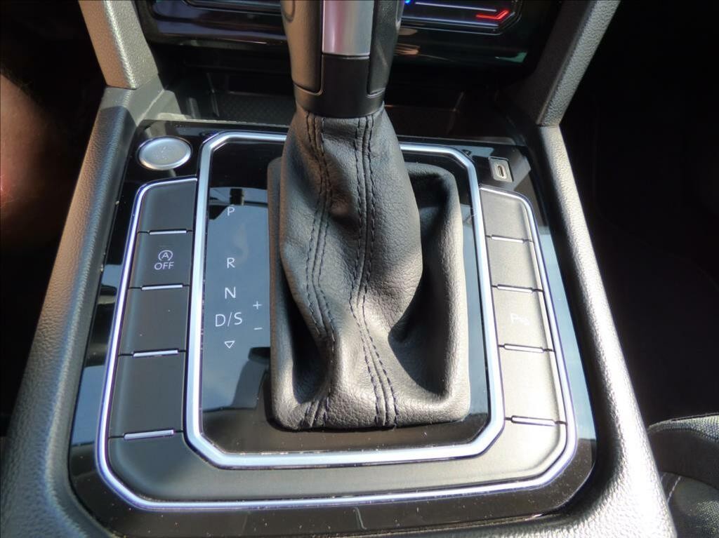 Volkswagen Passat Variant 2, 0 TDI DSG, LED, Navigace, Digi Klima, VW servis  Business