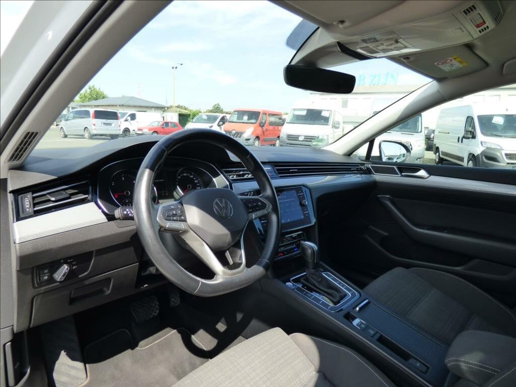 Volkswagen Passat Variant 2, 0 TDI DSG, LED, Navigace, Digi Klima, VW servis  Business