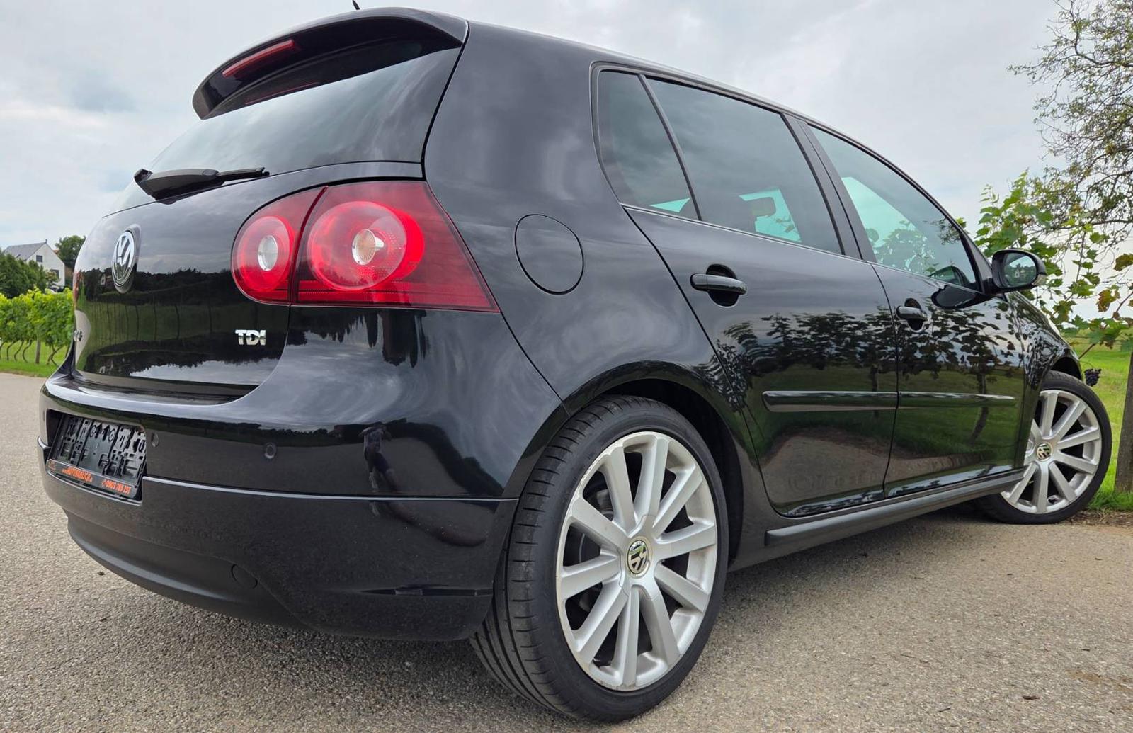 Volkswagen Golf 1.9 TDI GT Sport M5