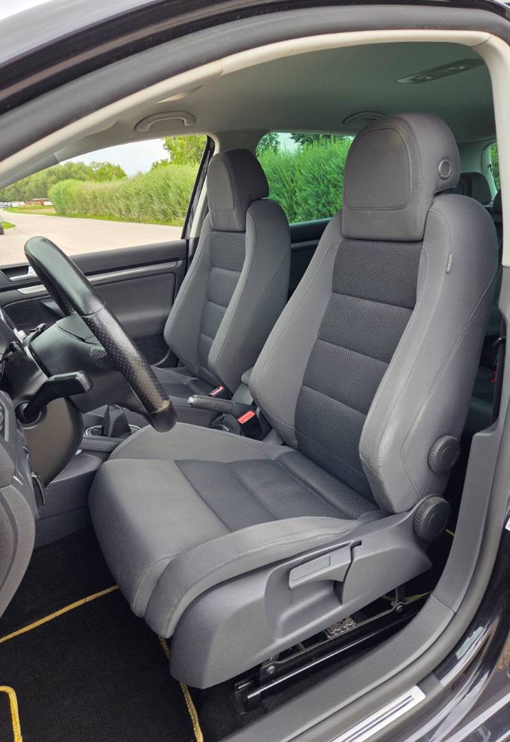 Volkswagen Golf 1.9 TDI GT Sport M5