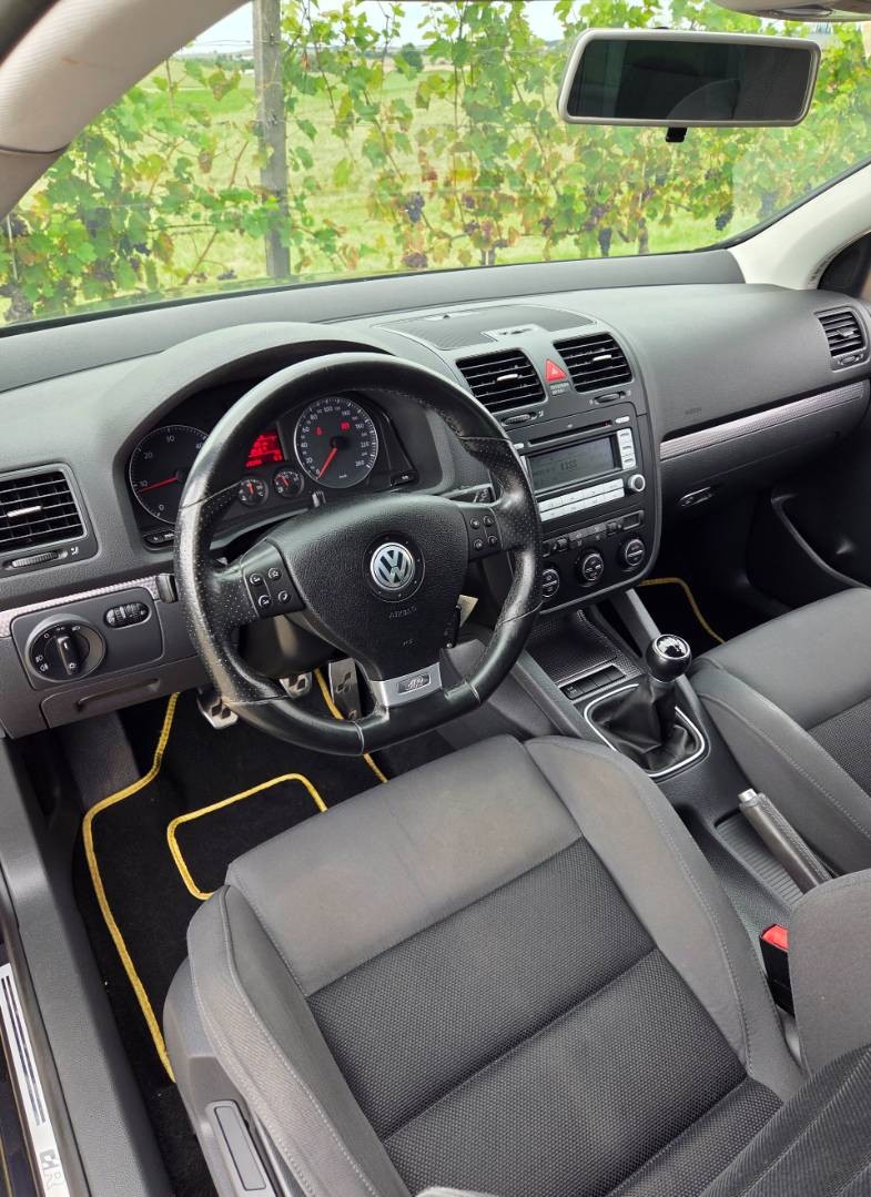 Volkswagen Golf 1.9 TDI GT Sport M5