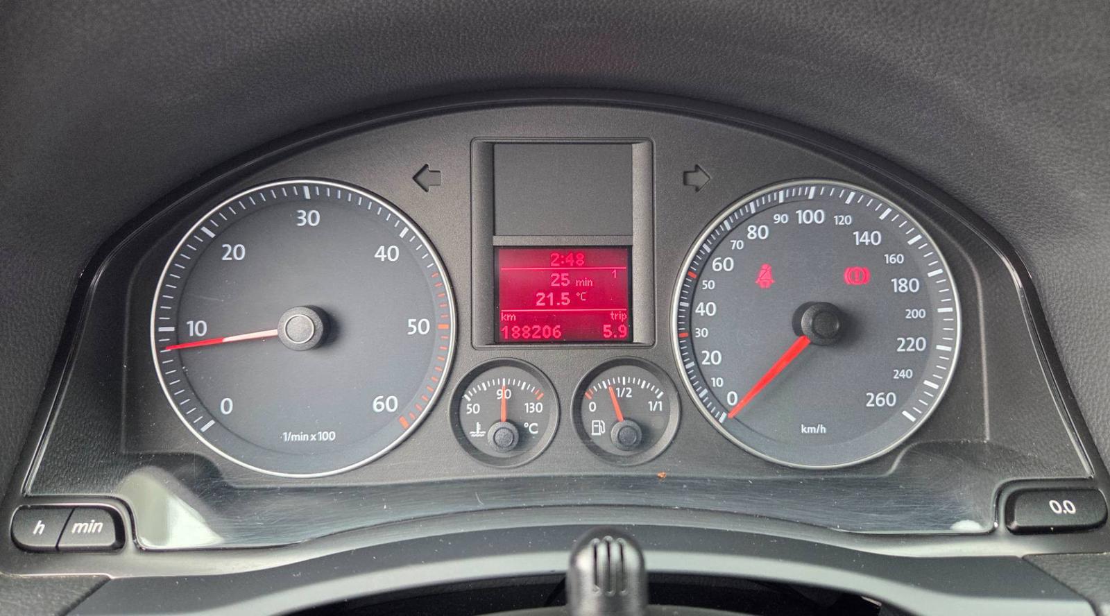 Volkswagen Golf 1.9 TDI GT Sport M5