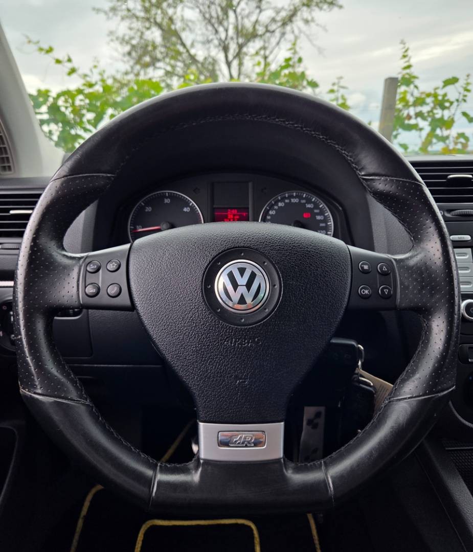 Volkswagen Golf 1.9 TDI GT Sport M5
