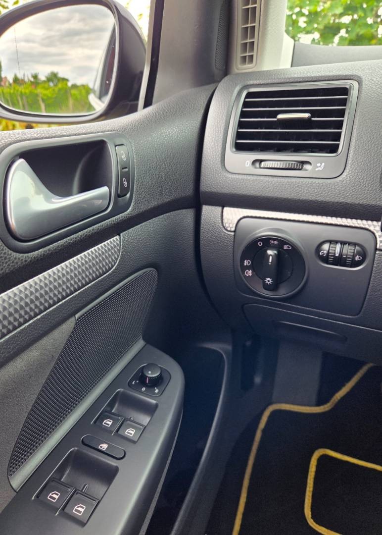 Volkswagen Golf 1.9 TDI GT Sport M5