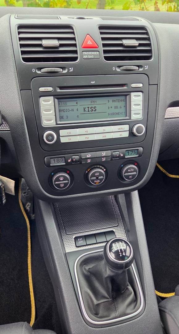 Volkswagen Golf 1.9 TDI GT Sport M5
