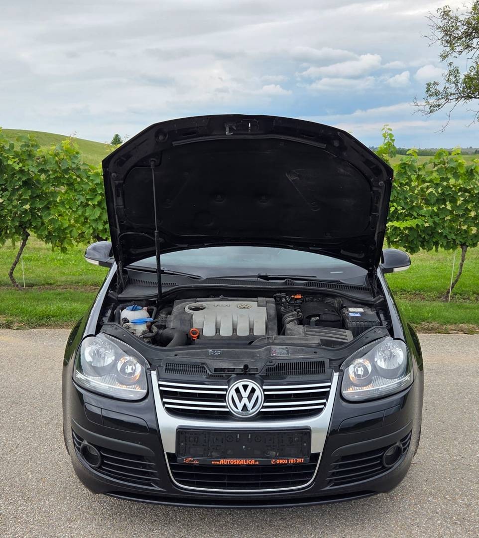 Volkswagen Golf 1.9 TDI GT Sport M5