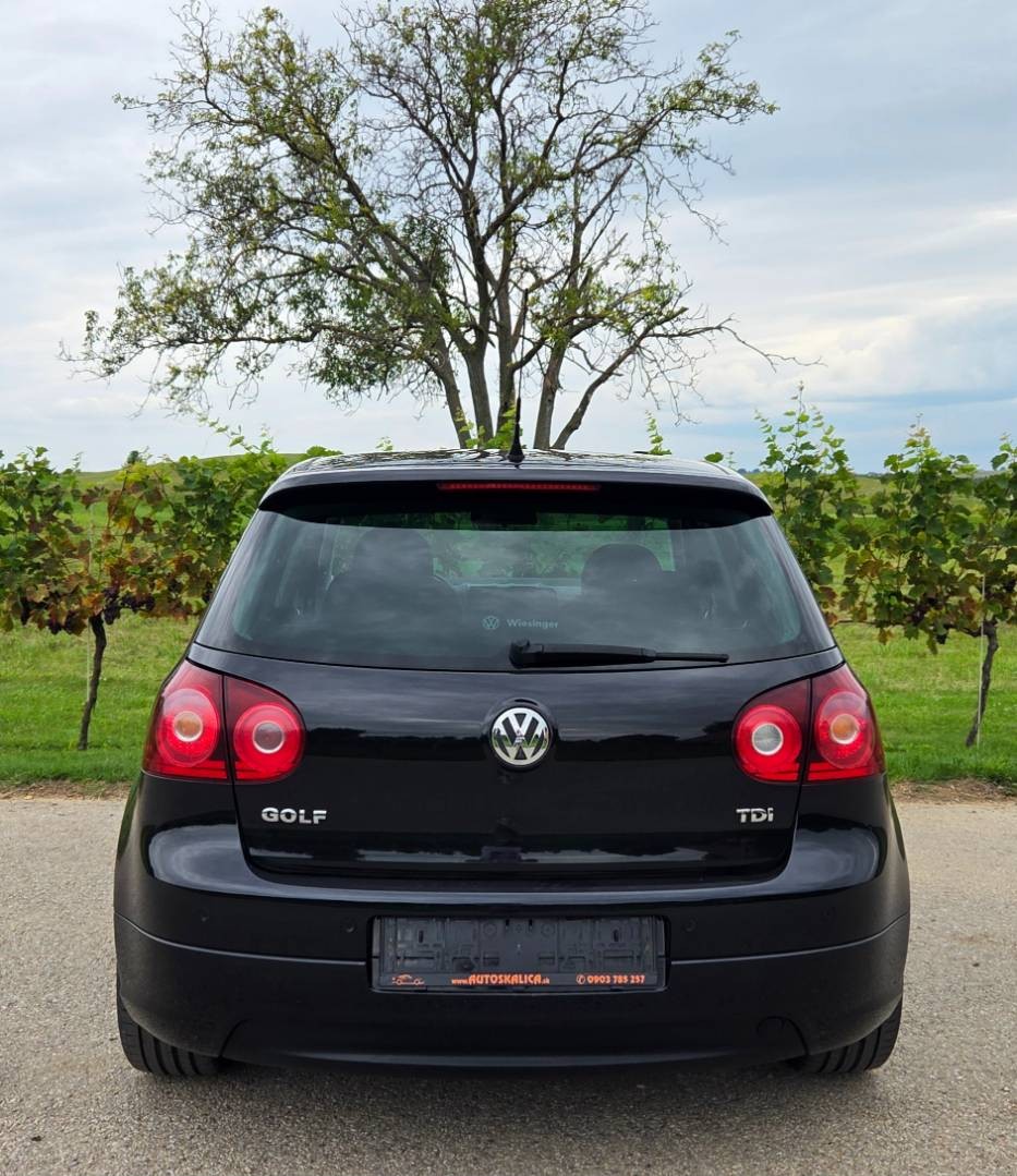 Volkswagen Golf 1.9 TDI GT Sport M5