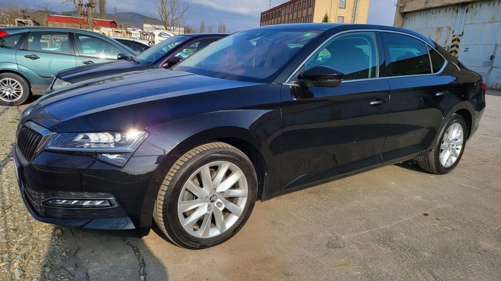 Škoda Superb 2.0 TDI SCR Ambition 4x4 DSG