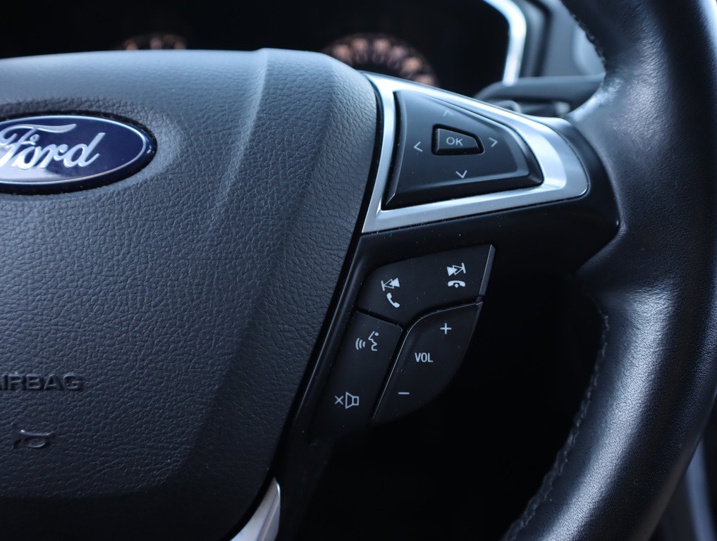 Ford Mondeo Combi 2.0 TDCI Automat, 6 Miest, Navigácia, Tempomat