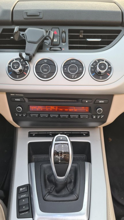 BMW Z4 SDrive20i A/T