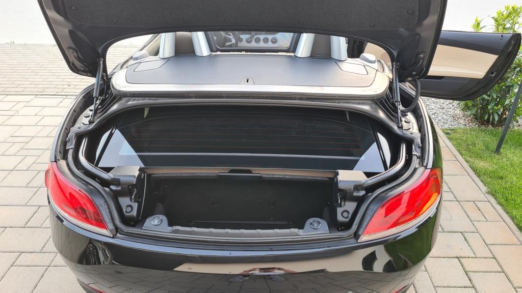 BMW Z4 SDrive20i A/T