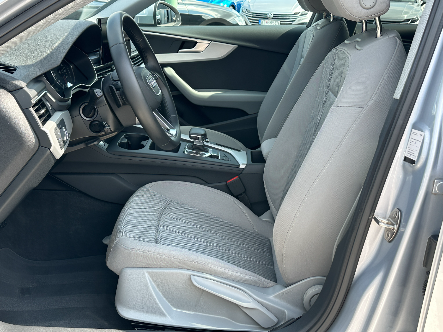 Audi A4 Avant 2.0 TDi MHEV A/T