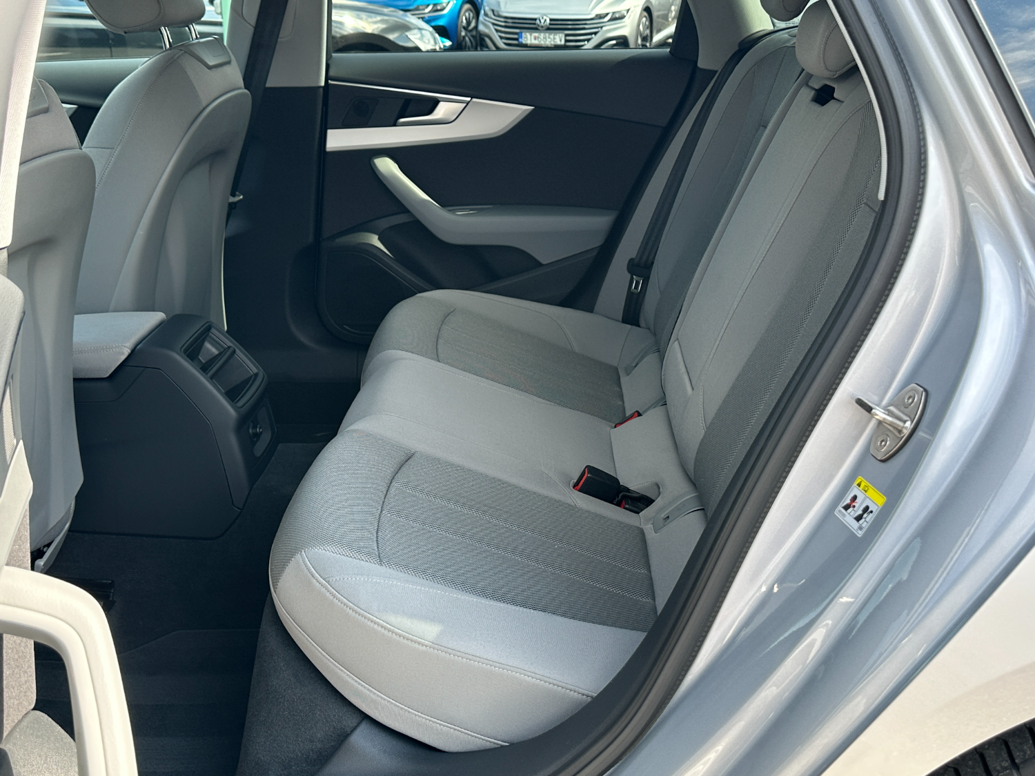 Audi A4 Avant 2.0 TDi MHEV A/T