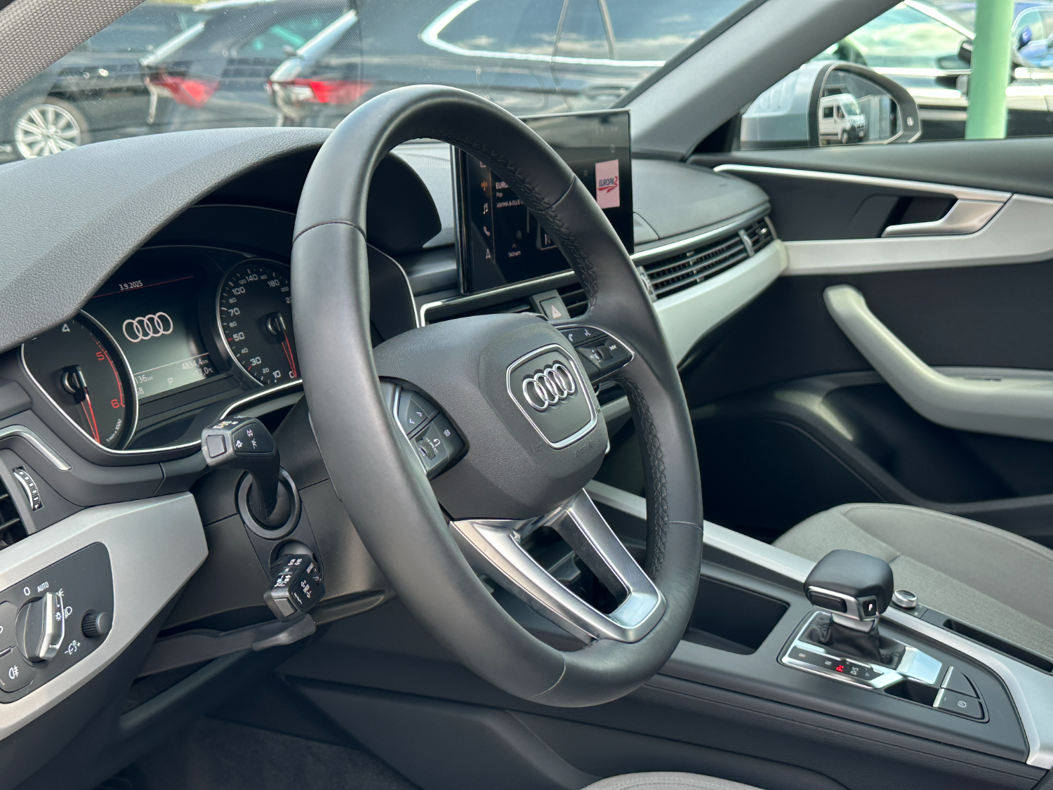 Audi A4 Avant 2.0 TDi MHEV A/T